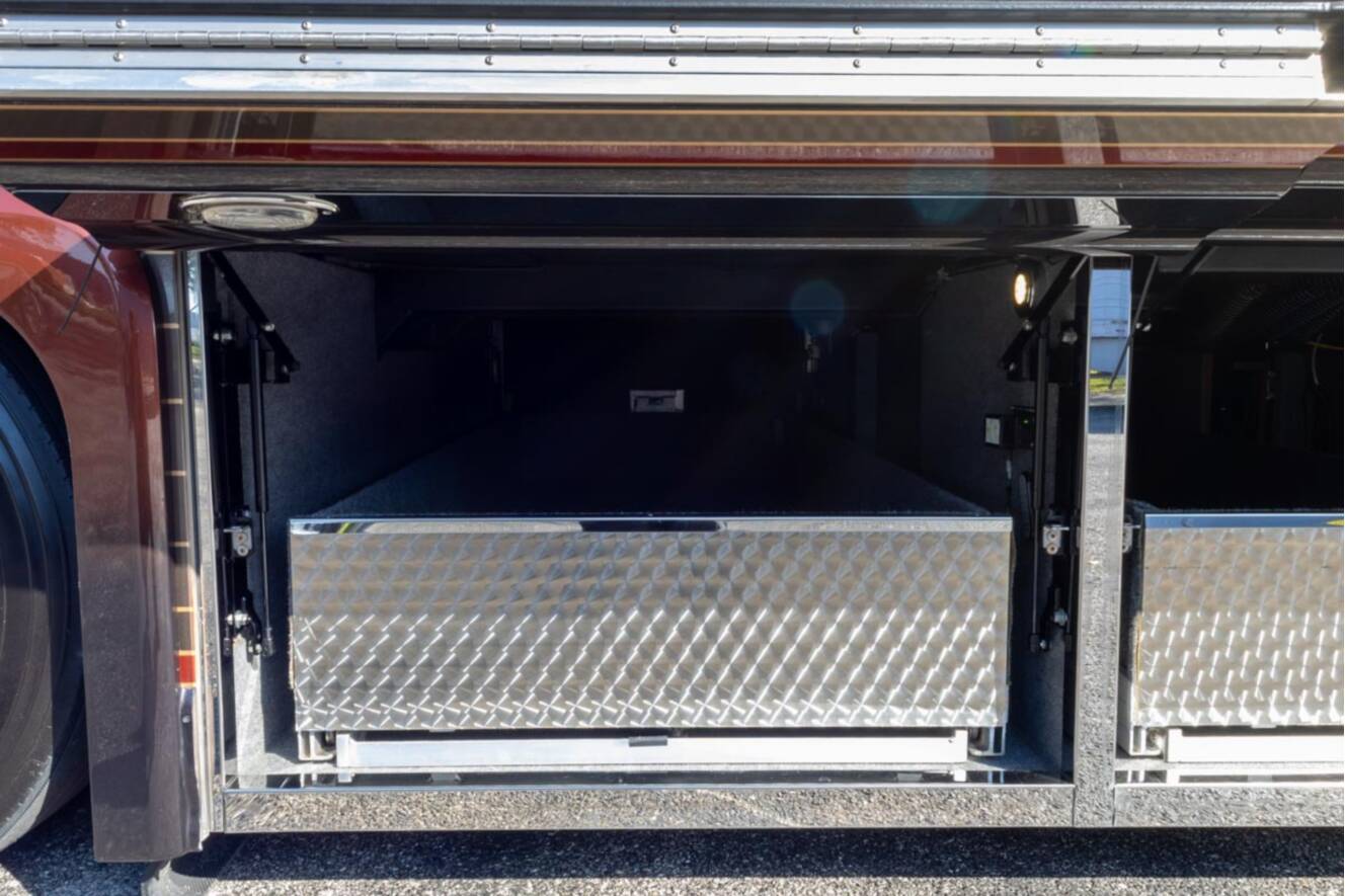 A photo of this 2013 Newell Coach P2000i