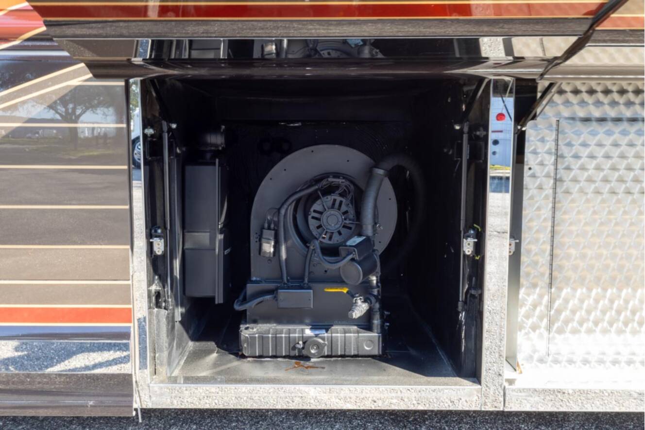 A photo of this 2013 Newell Coach P2000i