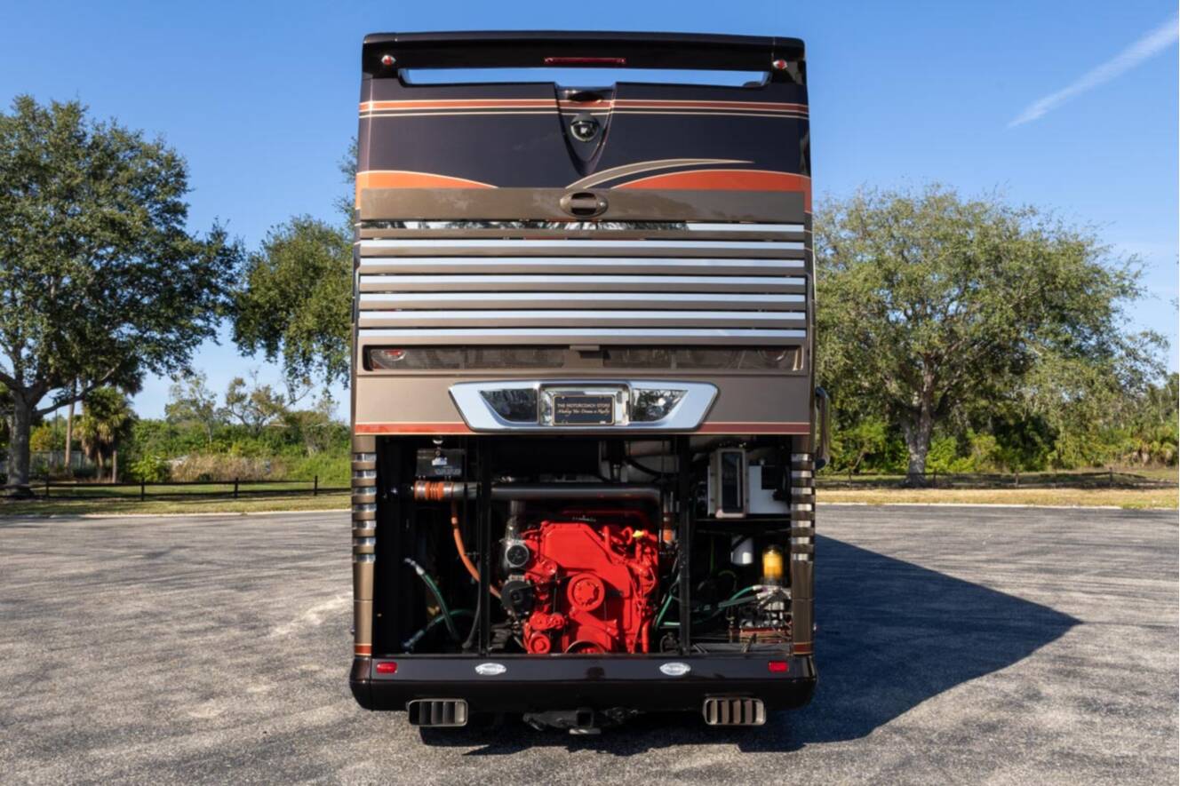 A photo of this 2013 Newell Coach P2000i