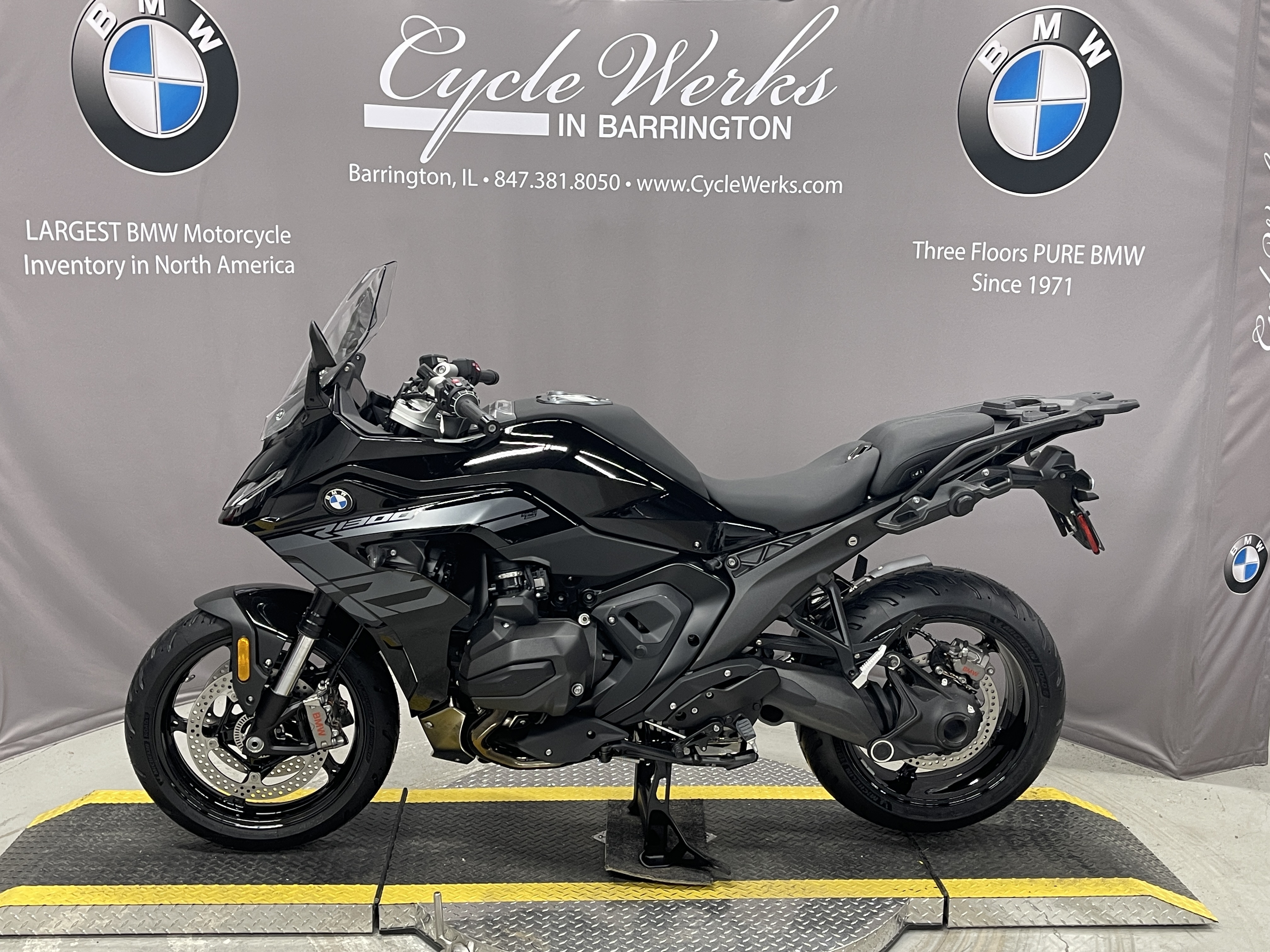 2026 BMW R 1300 RS in Barrington, IL