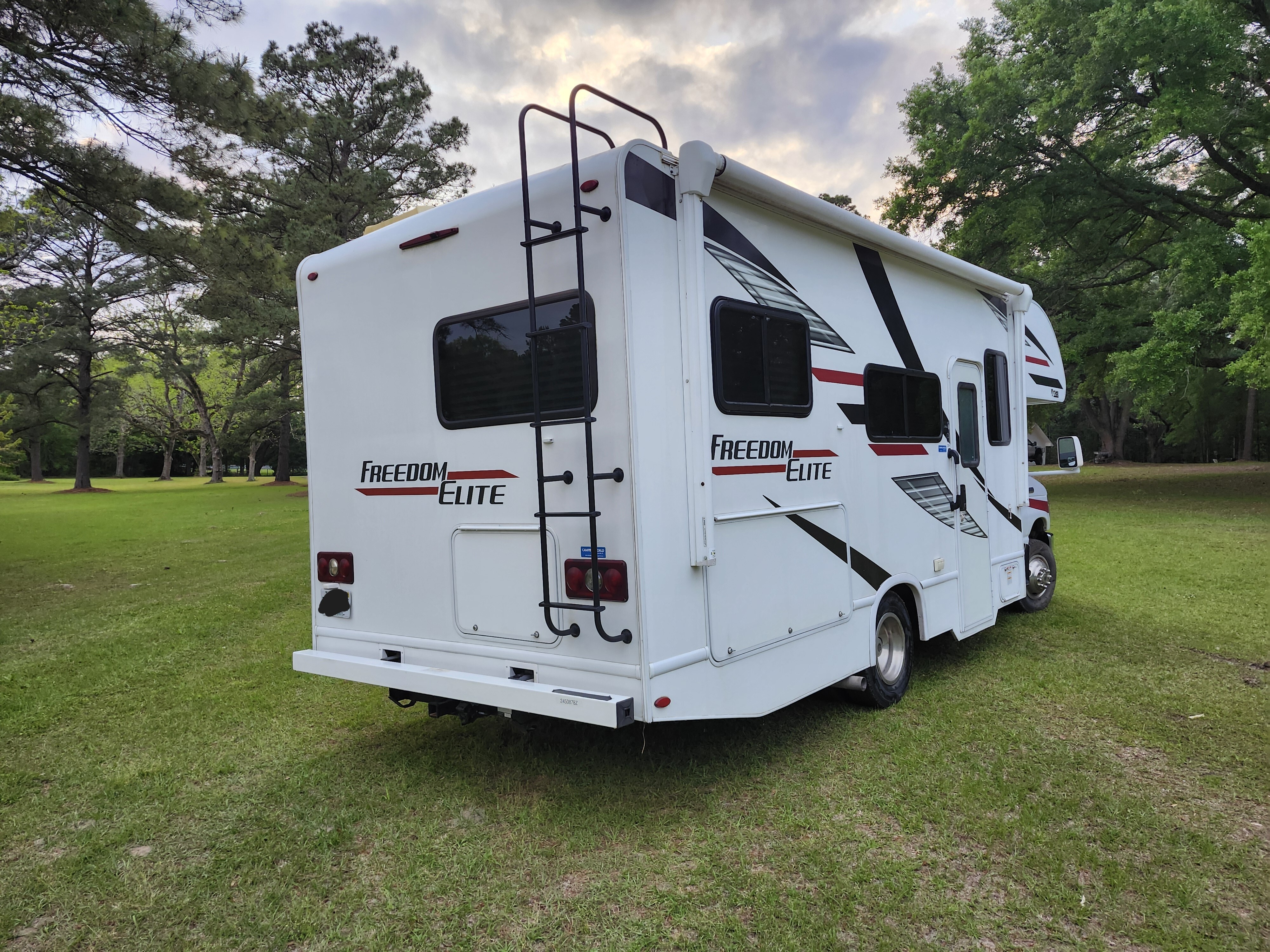 2020 Thor Motor Coach FREEDOM ELITE 23H in westville FL