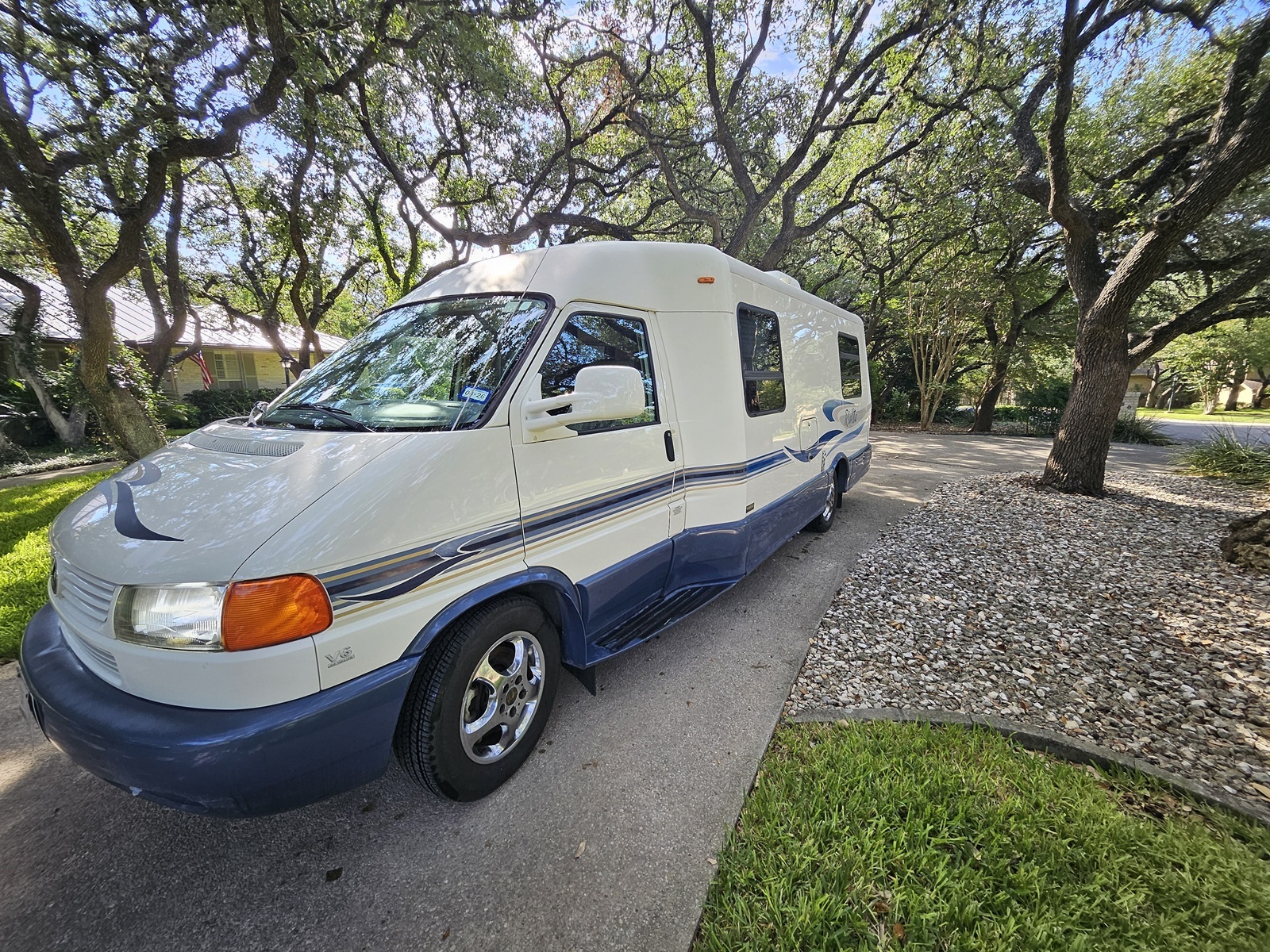2003 Winnebago RIALTA 22QD in shavano park TX