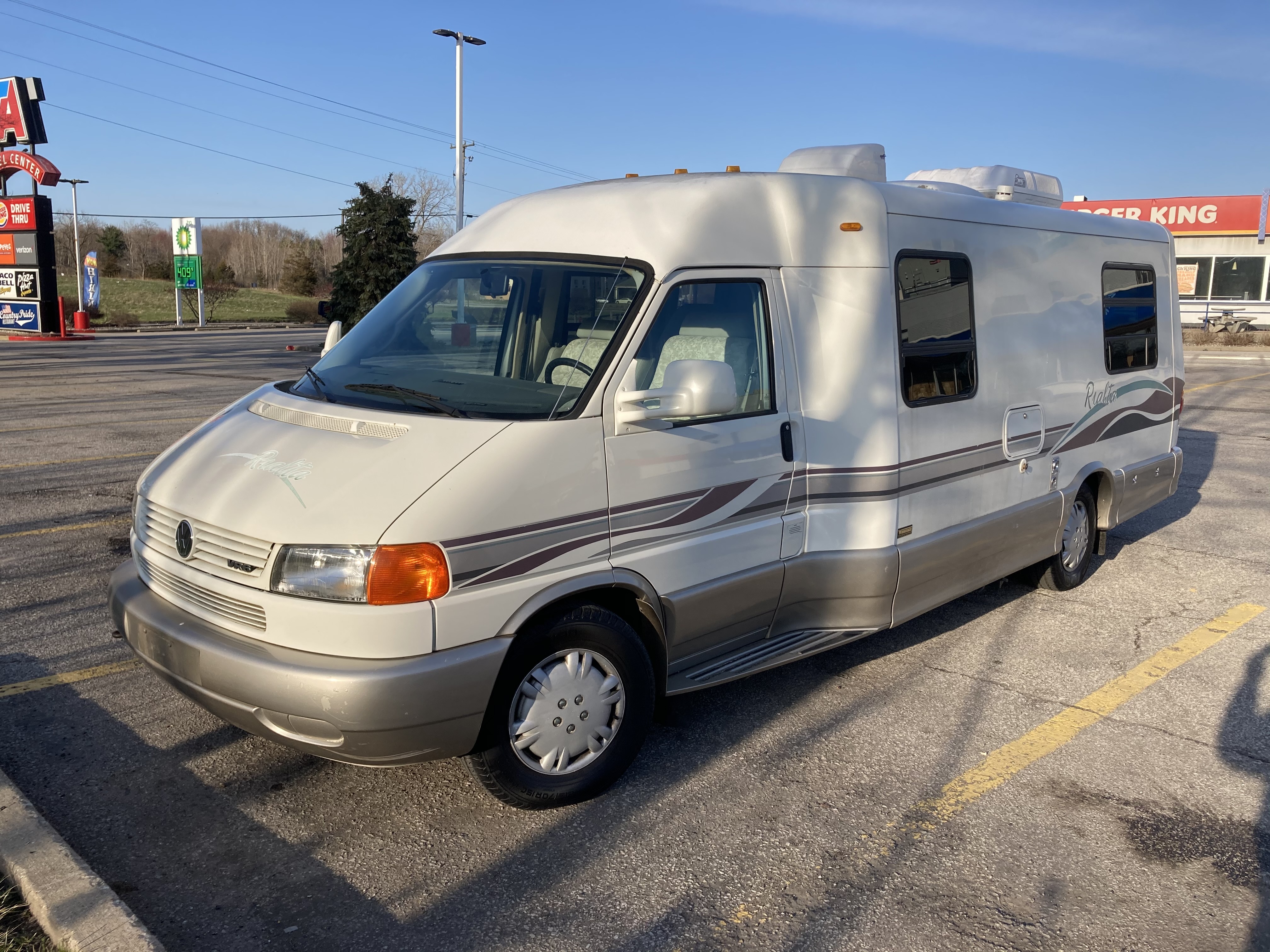 1999 Winnebago RIALTA 22QD RV