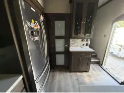 2019 FOREST RIVER CEDAR CREEK 31IK