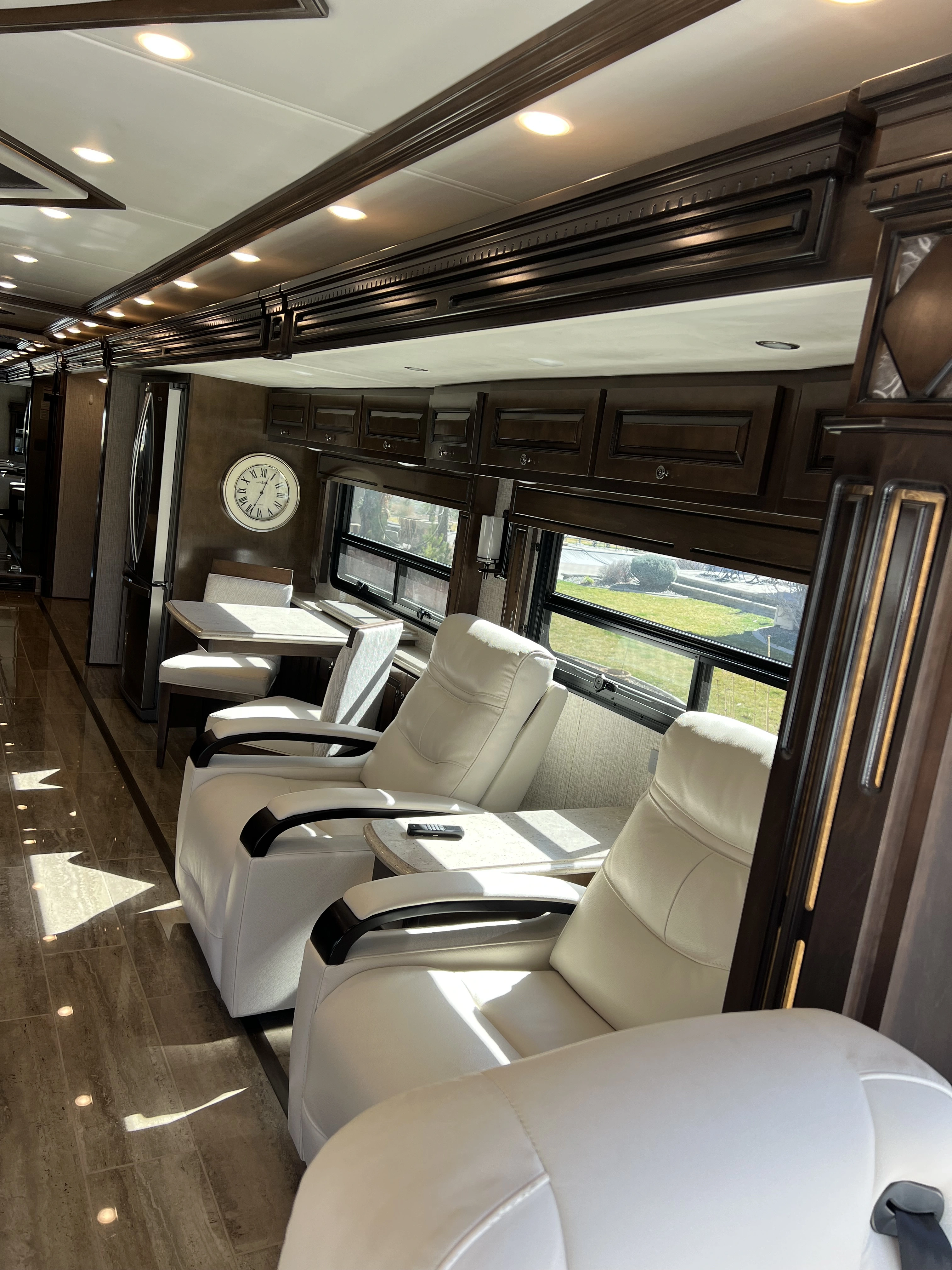 2021 Newmar DUTCH STAR 4369 RV