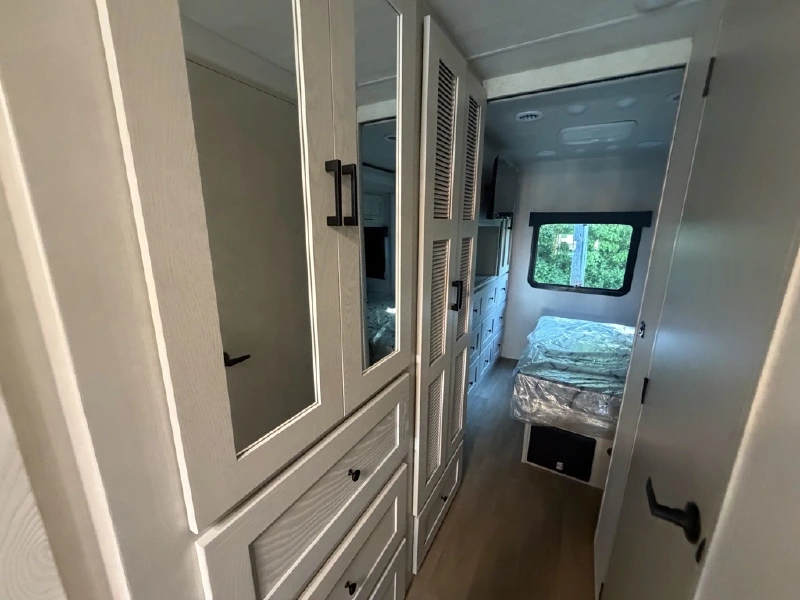 2027 NEXUS WRAITH 34F