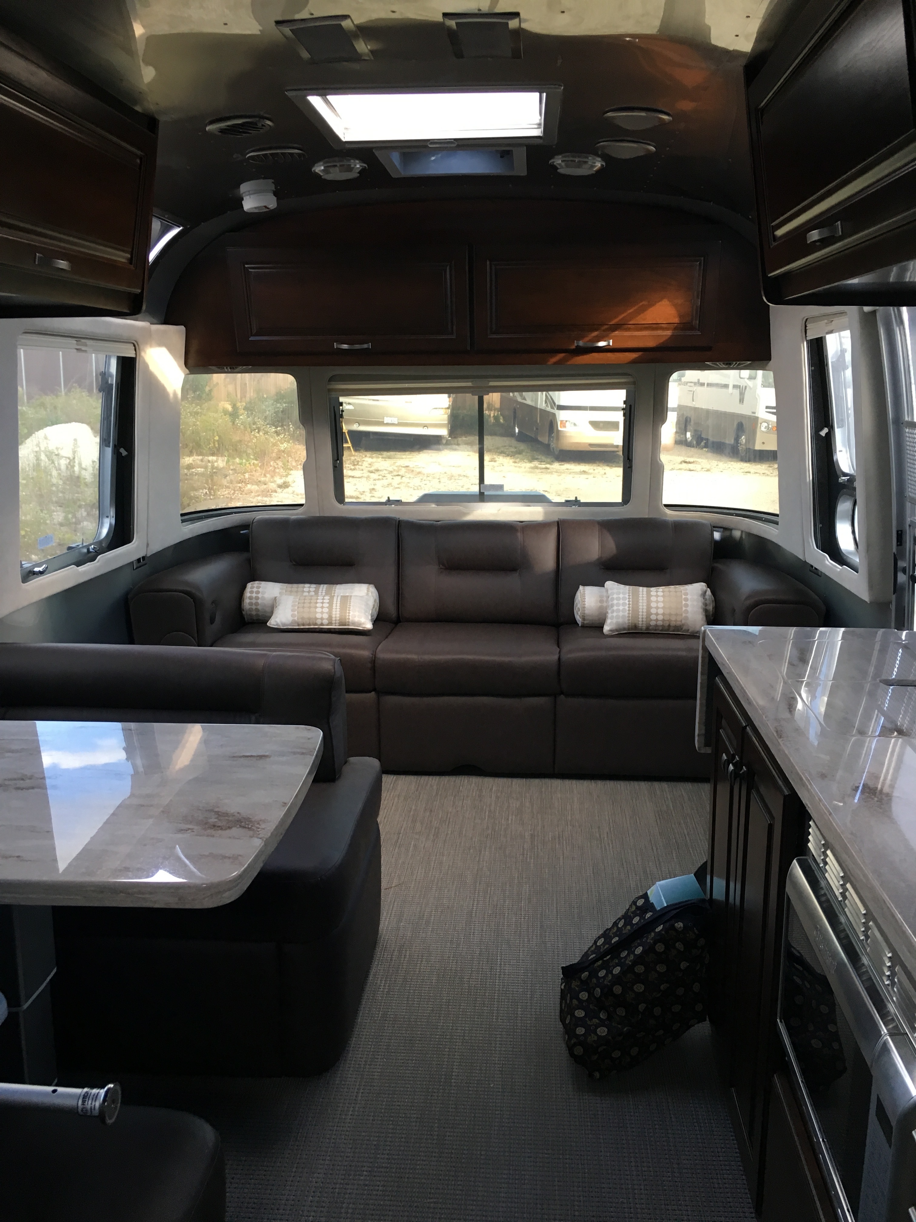 2016 Airstream CLASSIC 30RBT in baroda MI