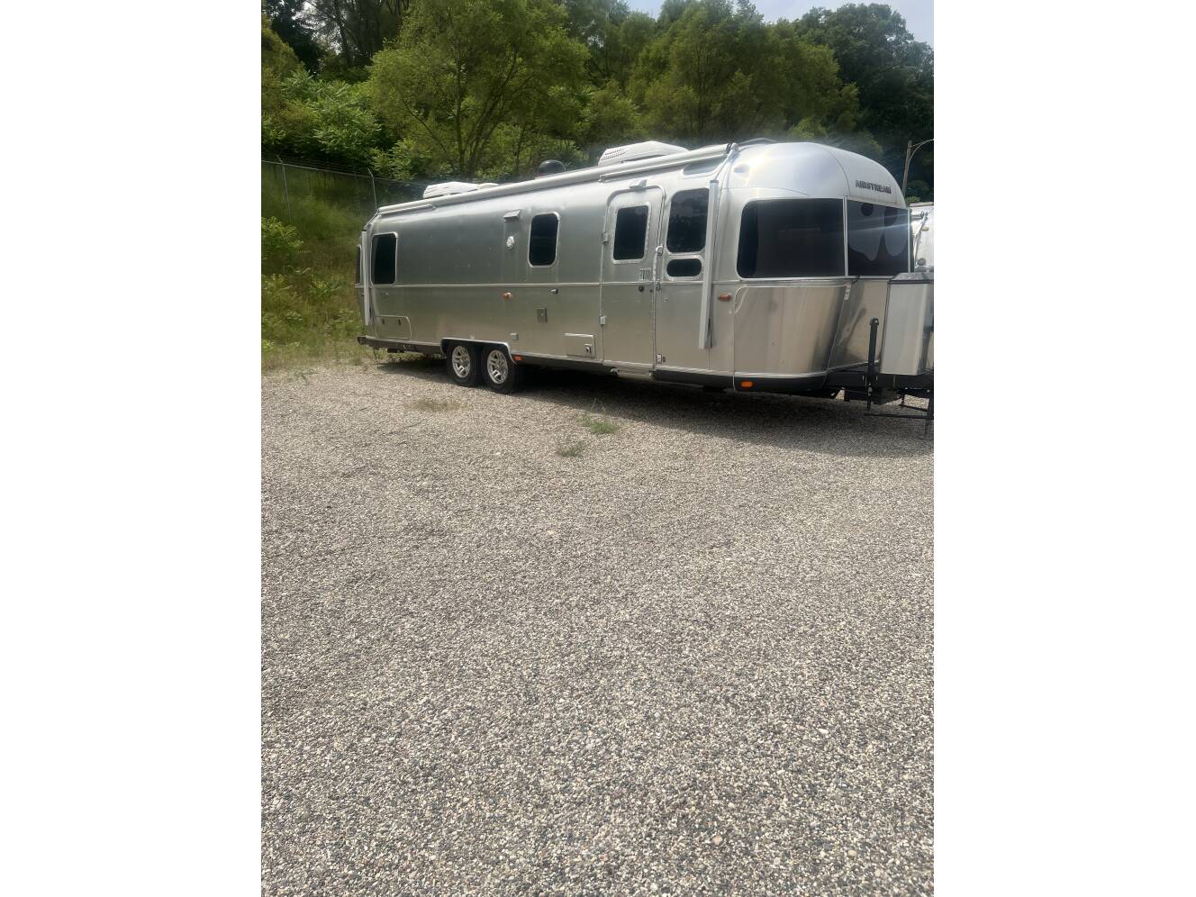 A photo of this 2016 Airstream CLASSIC 30RBT