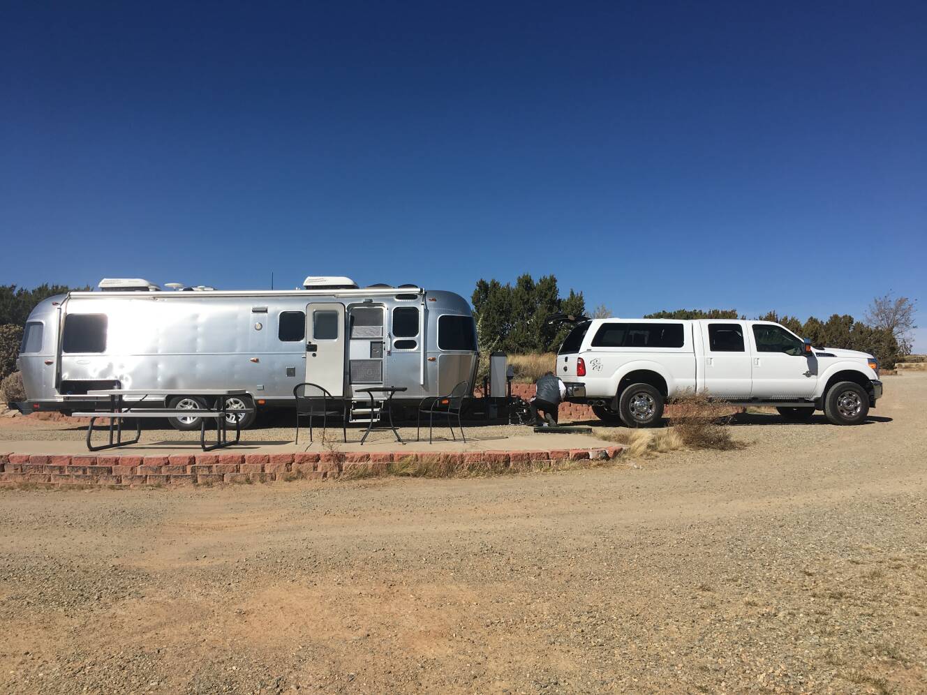 A photo of this 2016 Airstream CLASSIC 30RBT