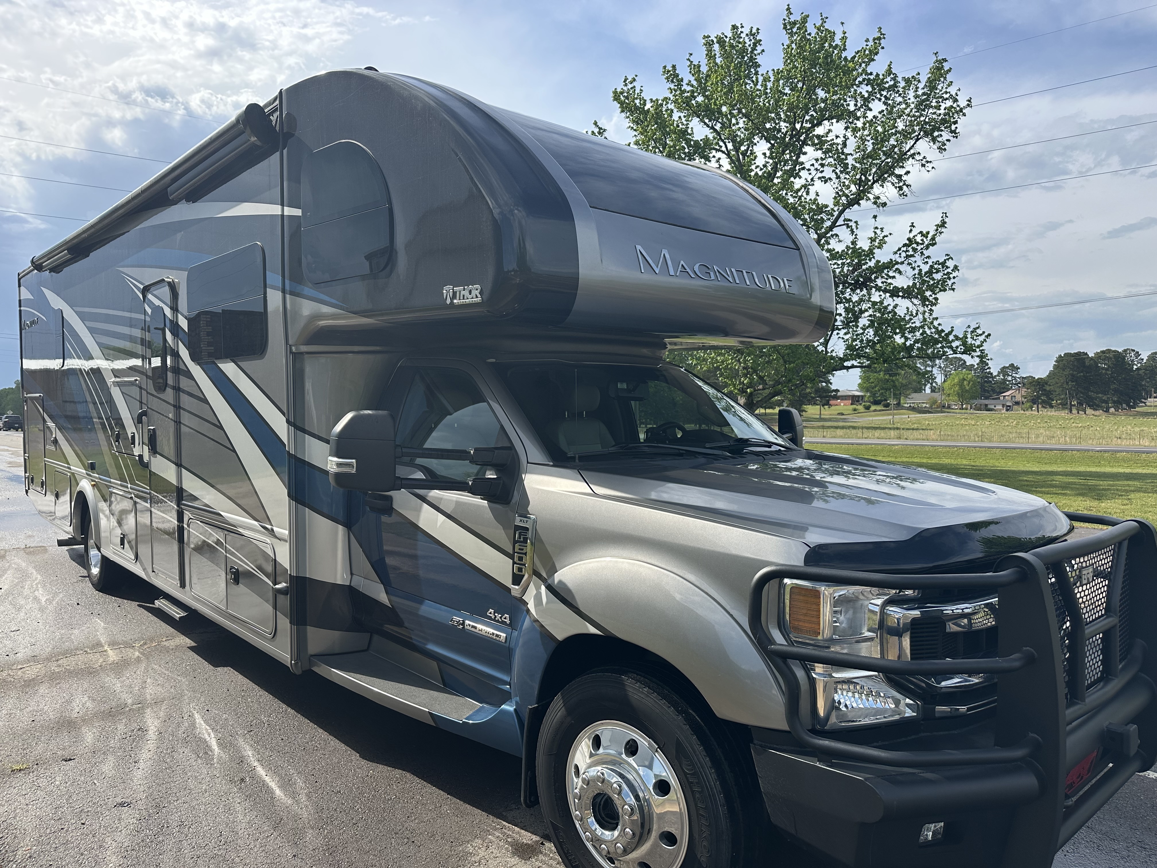 2022 Thor Motor Coach MAGNITUDE SUPER C RS36 RV