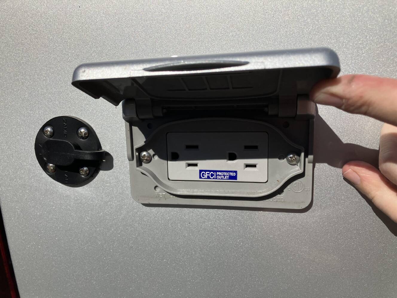 A photo of this 2023 Airstream INTERSTATE 19