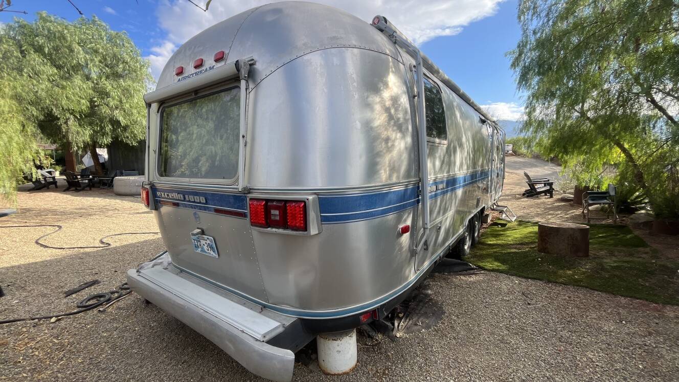 A photo of this 1993 Airstream EXCELLA 1000