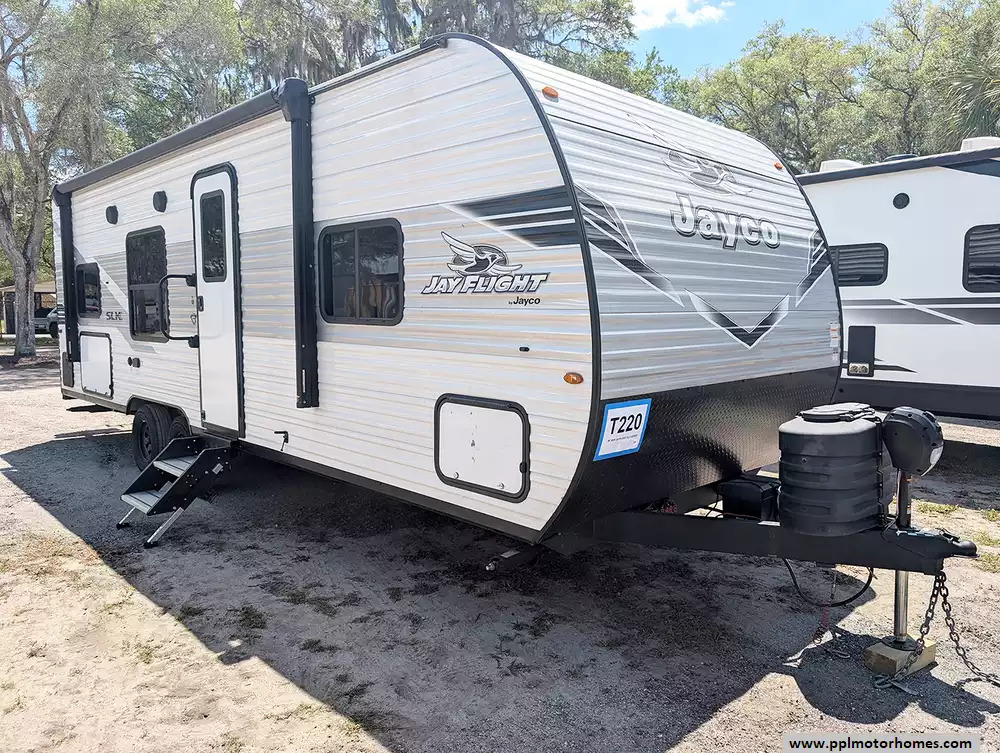 2025 Jayco JAY FLIGHT SLX 260BH in summerfield FL
