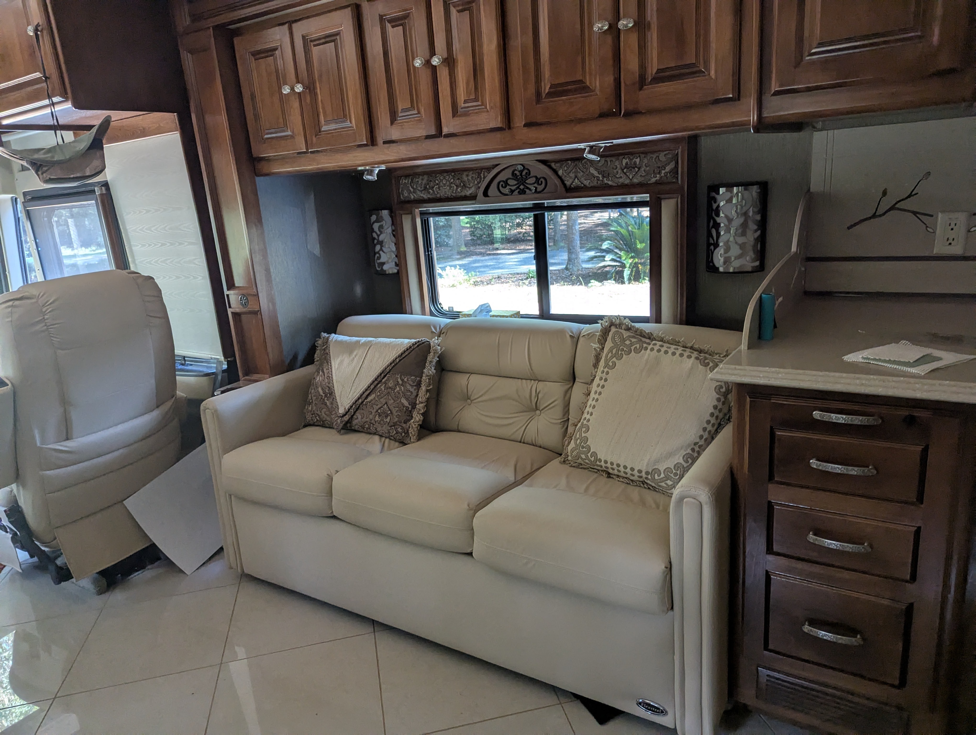 View more photos of this listing