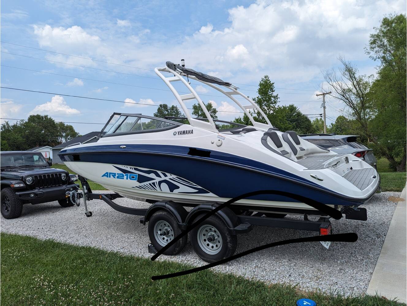 A photo of this 2022 Yamaha Ar210
