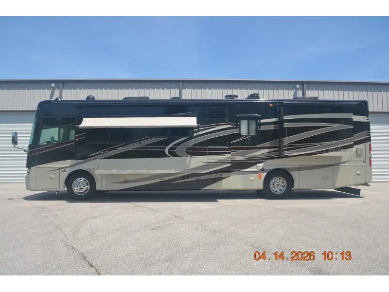 2010 Tiffin Motorhomes Phaeton 40 QTH