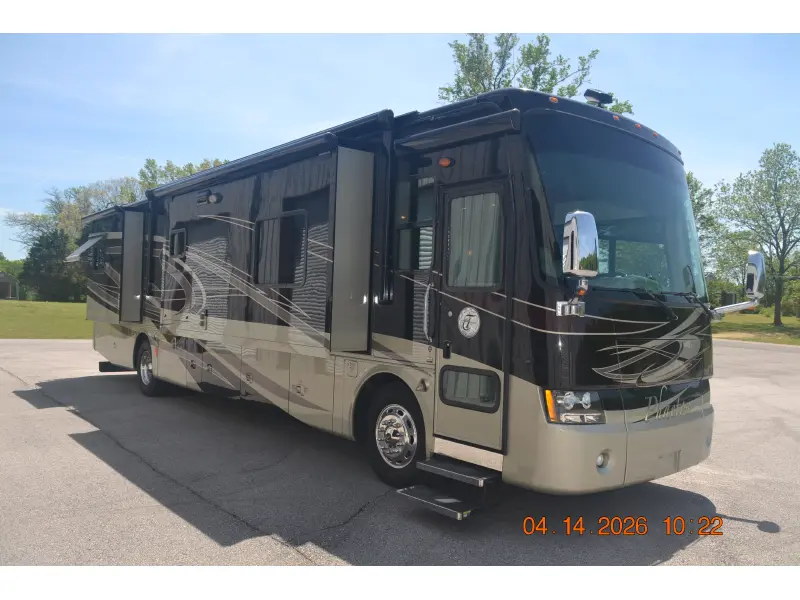 2010 Tiffin Motorhomes Phaeton 40 QTH
