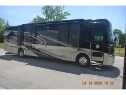 2010 Tiffin Motorhomes Phaeton 40 QTH