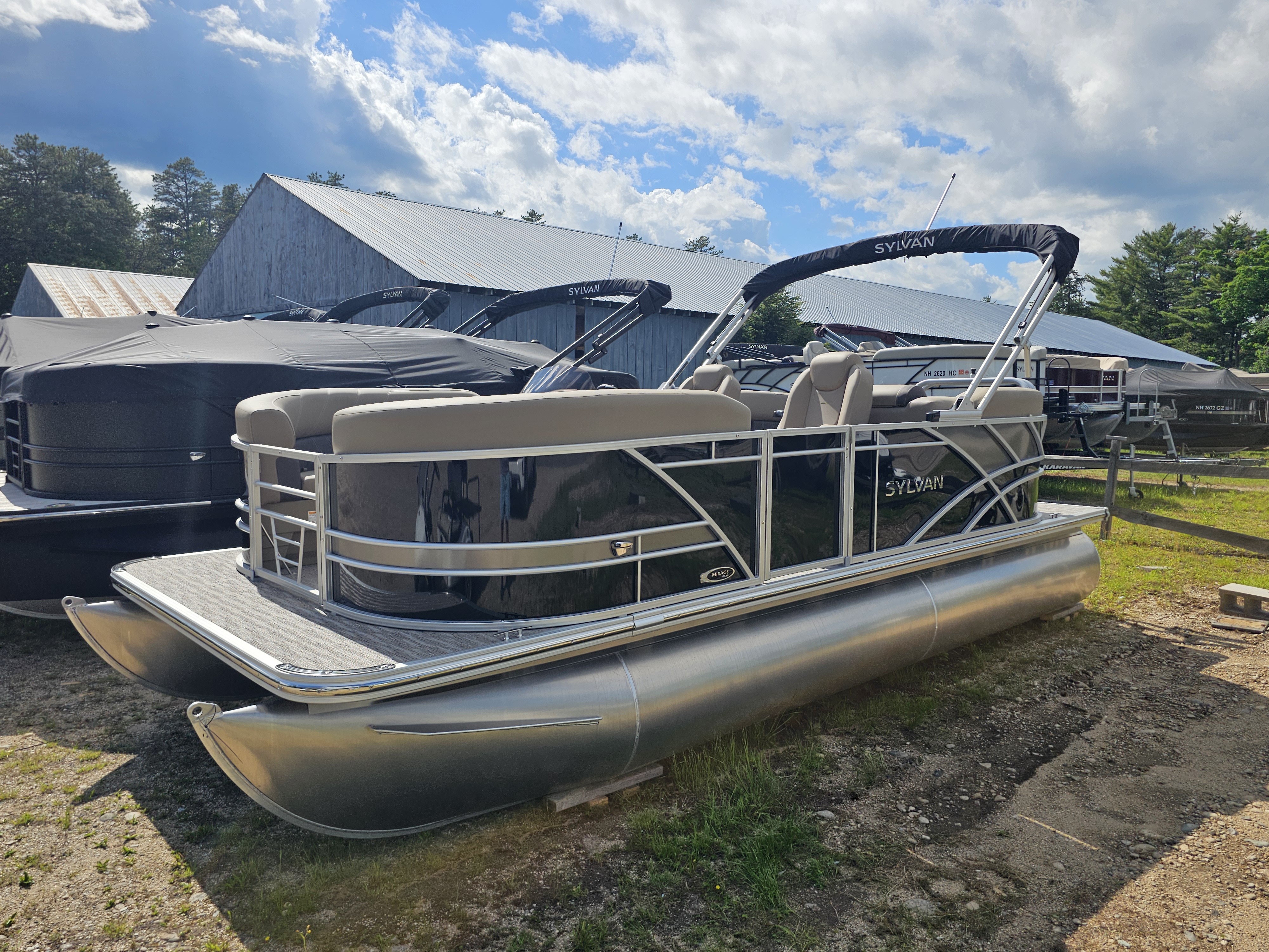 2026 Sylvan Mirage 8520 LZ in freedom NH