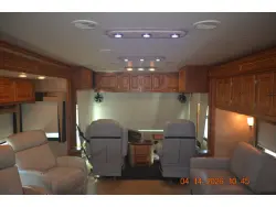 2010 Tiffin Motorhomes Phaeton 40 QTH