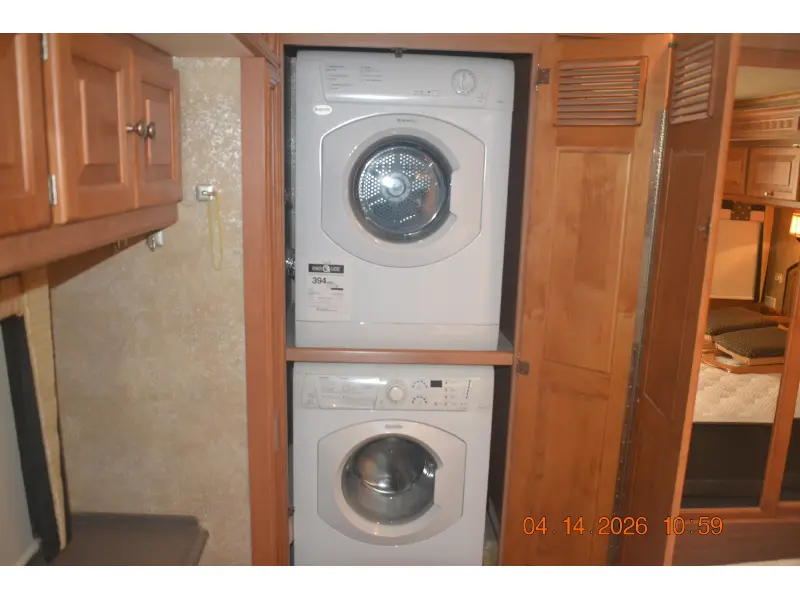 2010 Tiffin Motorhomes Phaeton 40 QTH