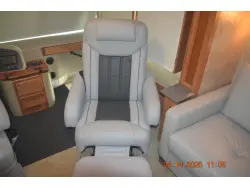 2010 Tiffin Motorhomes Phaeton 40 QTH
