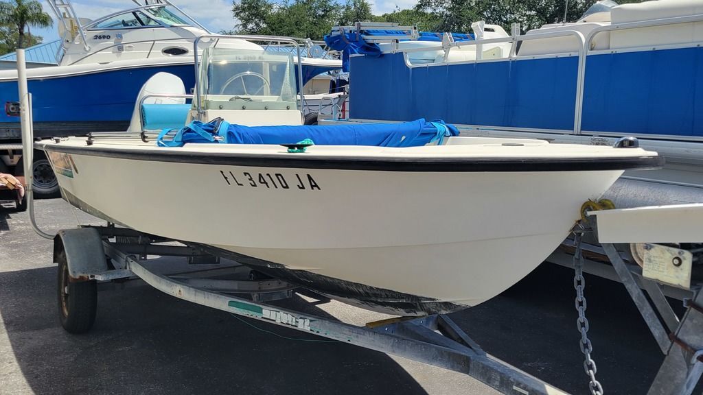 1993 Sea Strike 17CC in venice FL