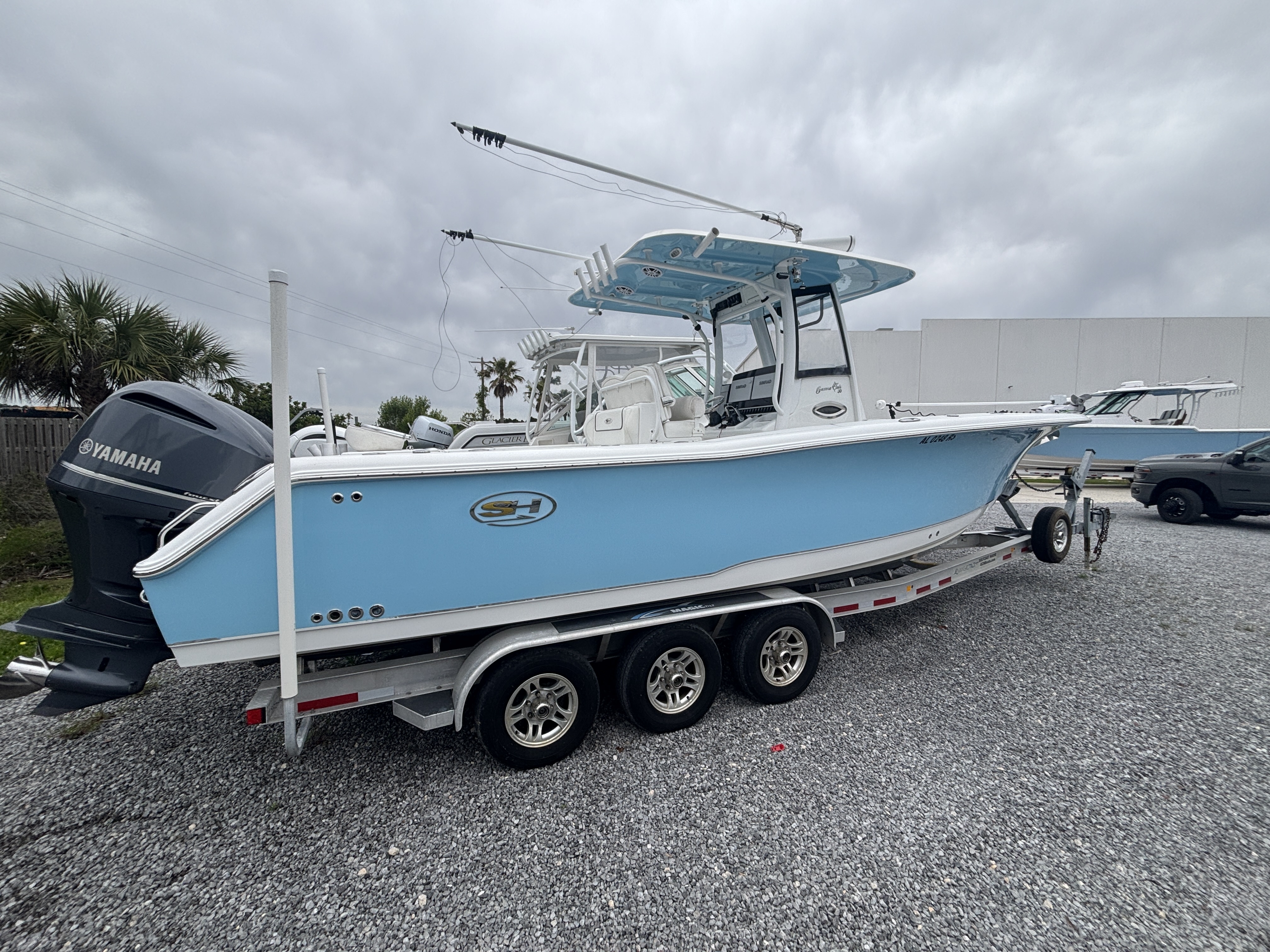 2017 Sea Hunt Gamefish 30 Center Console Boat boat