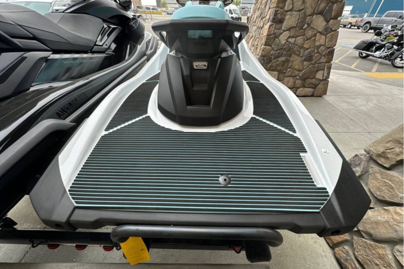 A photo of this 2026 Yamaha VX-WHITE/MINT