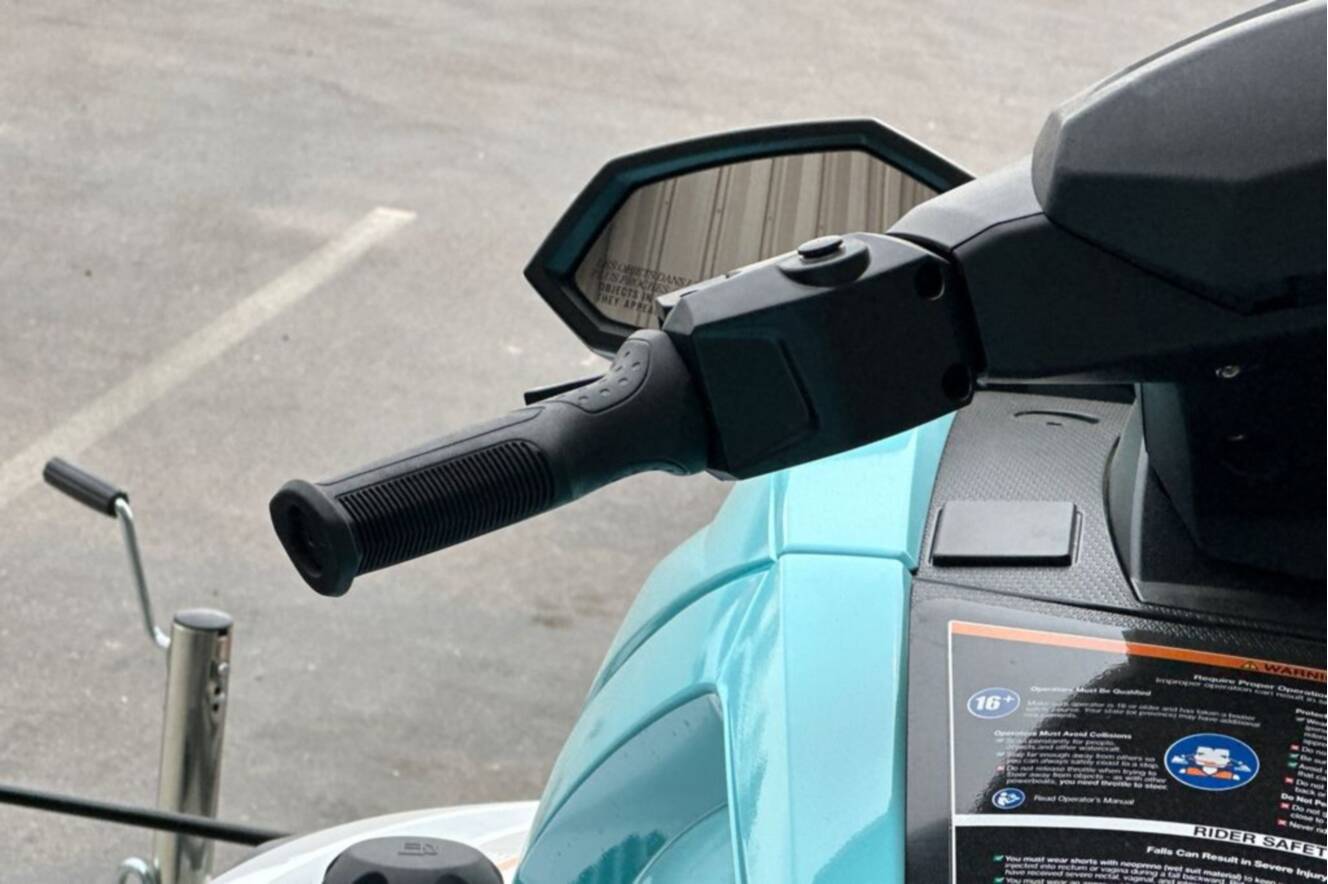 A photo of this 2026 Yamaha VX-WHITE/MINT