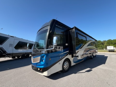 2017 Fleetwood Discovery 40E in dothan AL