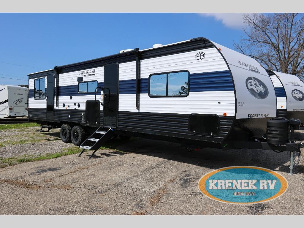 2026 Forest River Rv Cherokee Grey Wolf 28RRT Travel Trailer Toy Hauler RV