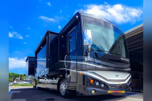 2015 Fleetwood Rv Expedition 38K in stuart FL
