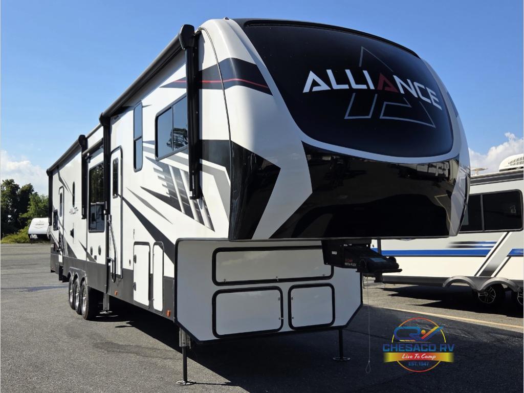 2022 Alliance Rv Valor 43V13 in stuart FL
