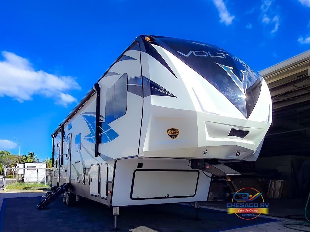 2019 Dutchmen Rv Voltage 3705 in stuart FL
