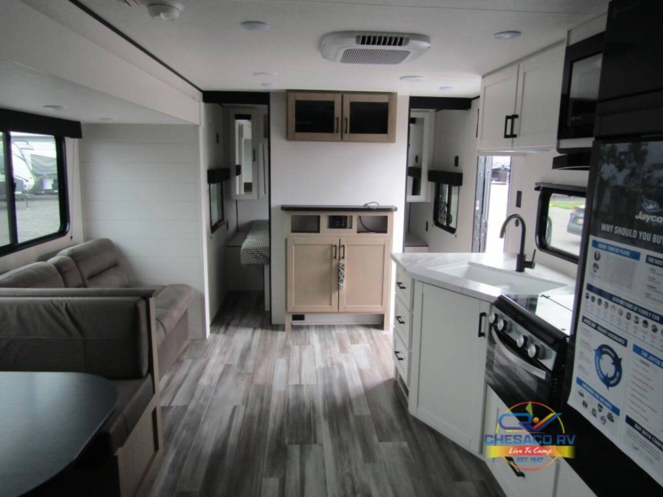 A photo of this 2026 Jayco Jay Flight SLX 261BHS