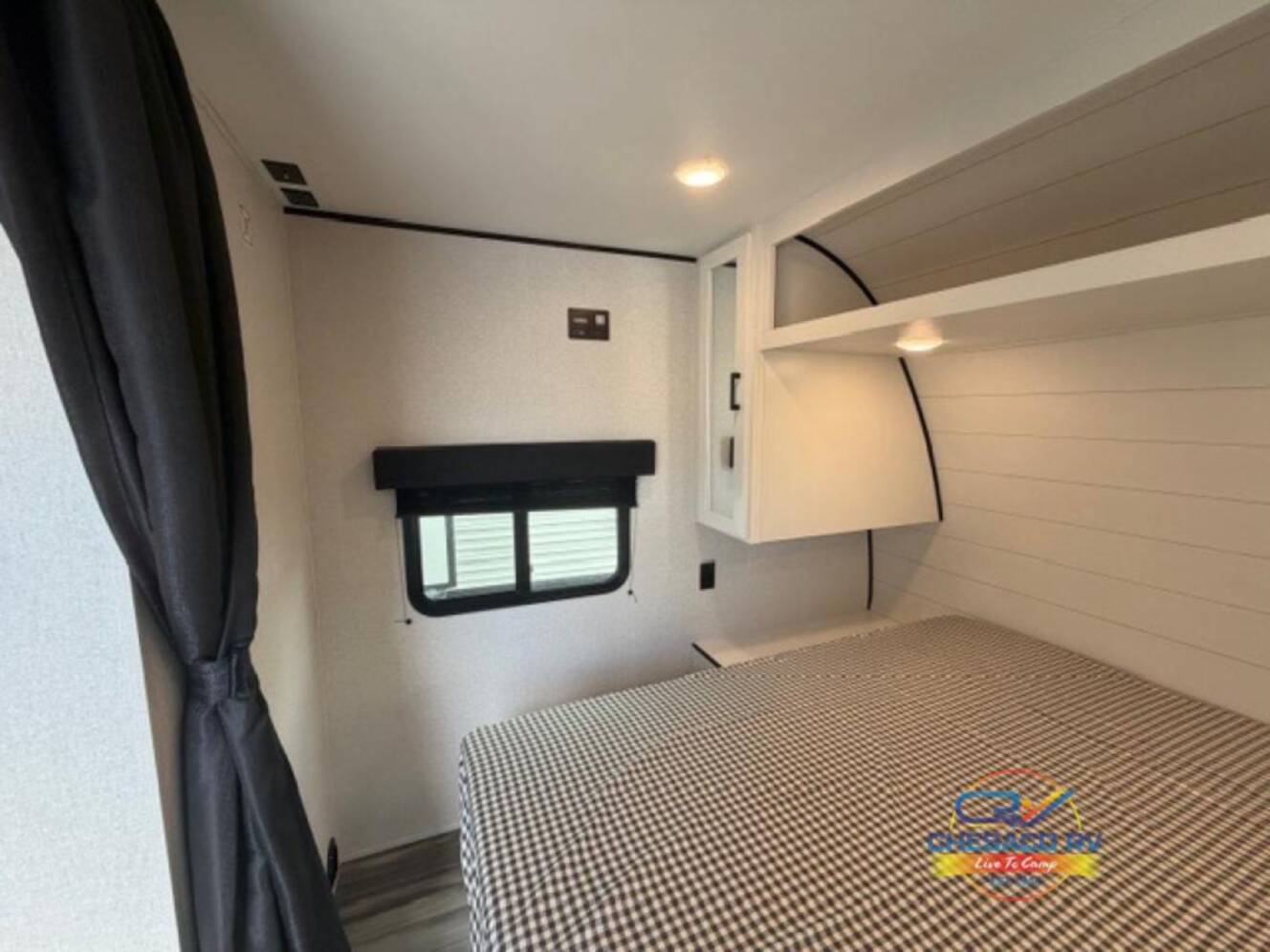 A photo of this 2026 Jayco Jay Flight SLX 210QB
