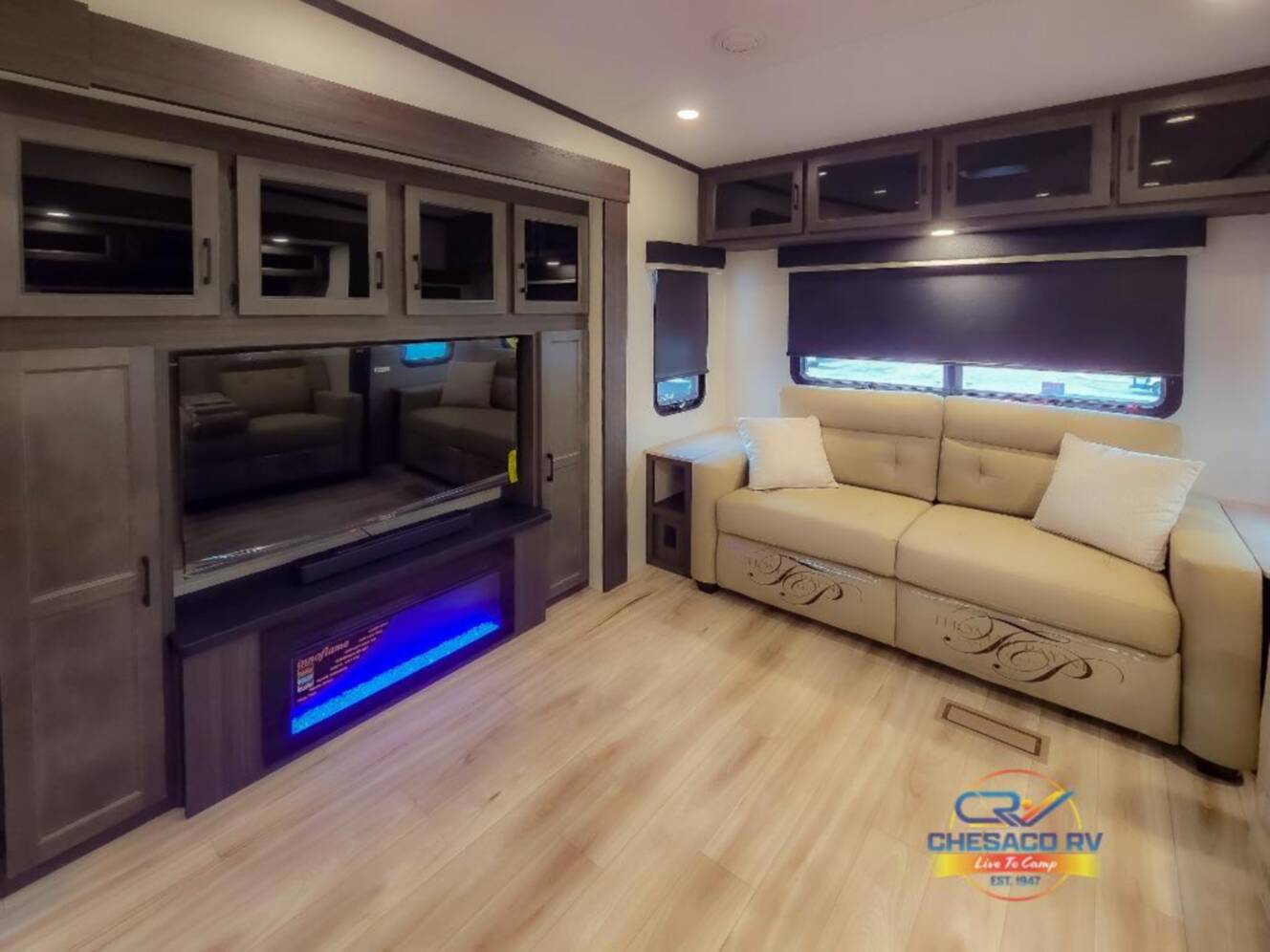A photo of this 2026 Venture Rv SportTrek Touring Edition 353VIK