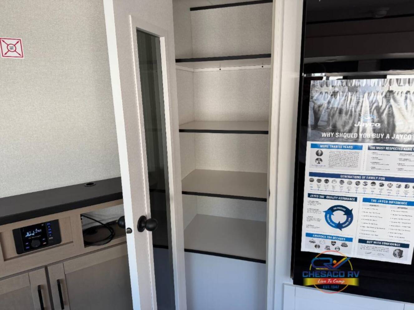 A photo of this 2026 Jayco Jay Flight SLX 295TBS
