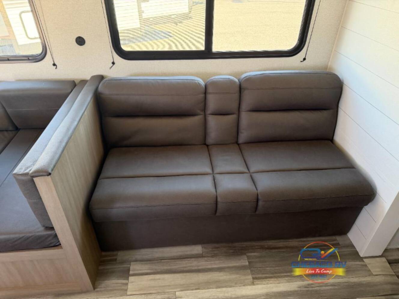 A photo of this 2026 Jayco Jay Flight SLX 295TBS