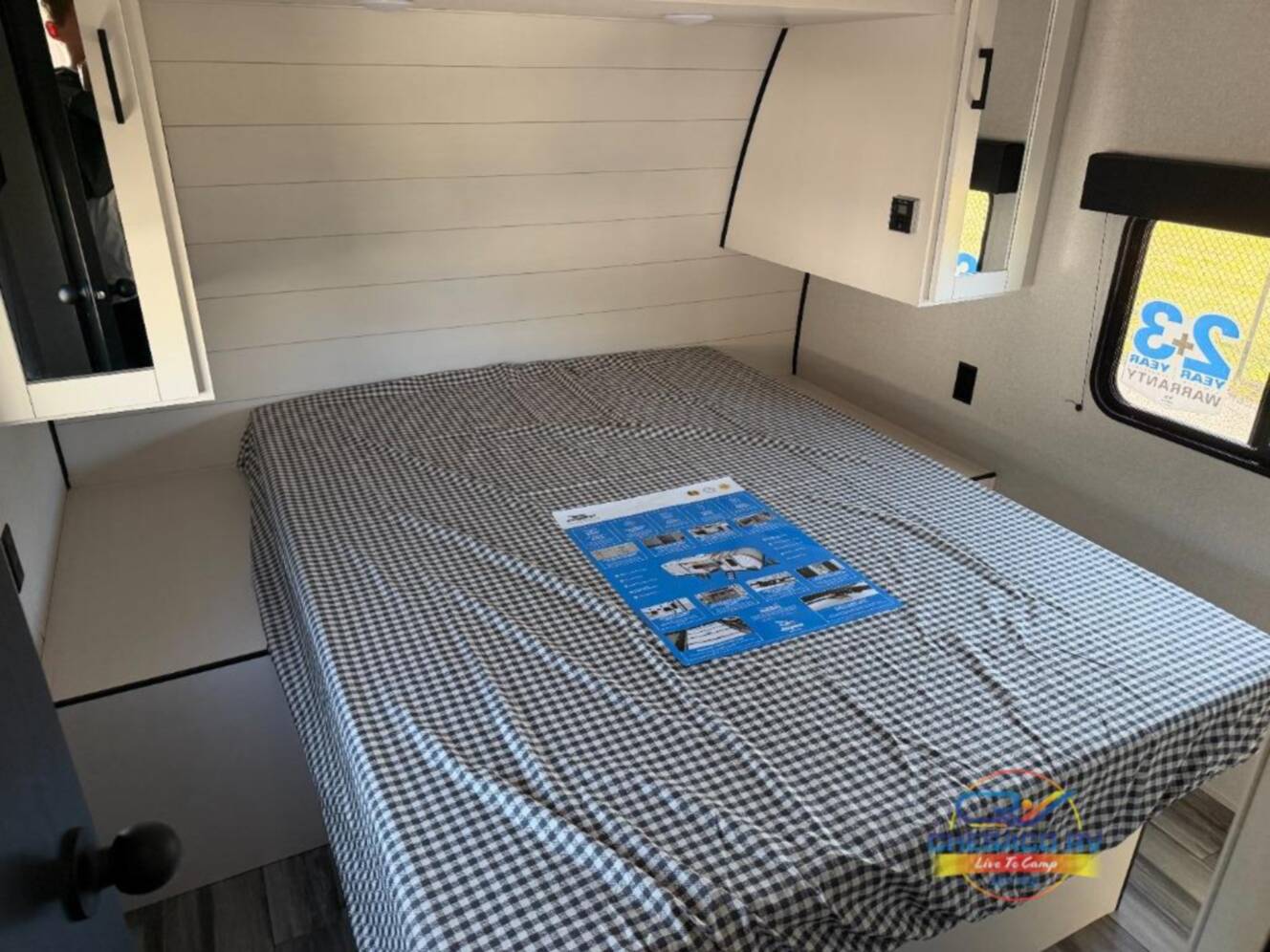 A photo of this 2026 Jayco Jay Flight SLX 295TBS