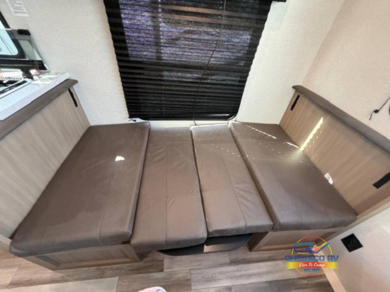 A photo of this 2026 Jayco Jay Flight SLX 210QB