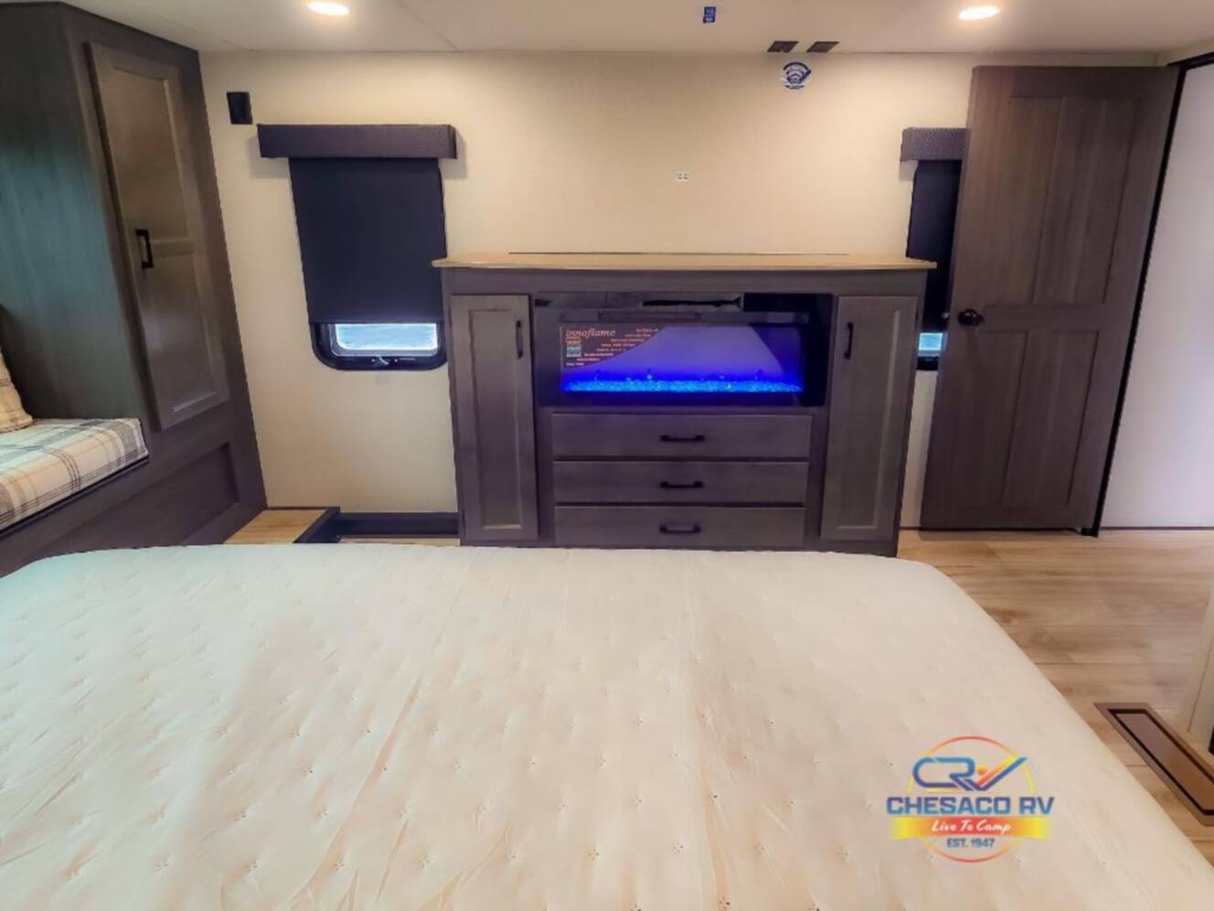 A photo of this 2026 Venture Rv SportTrek Touring Edition 353VIK