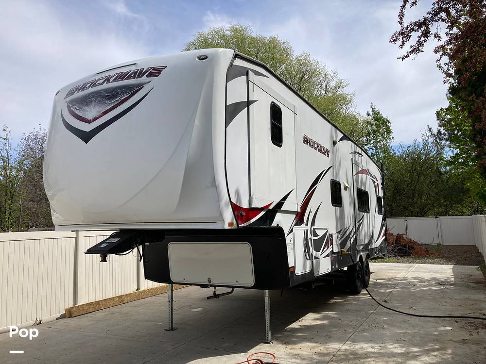 2017 Forest River Shockwave F33SAGDX in boise ID