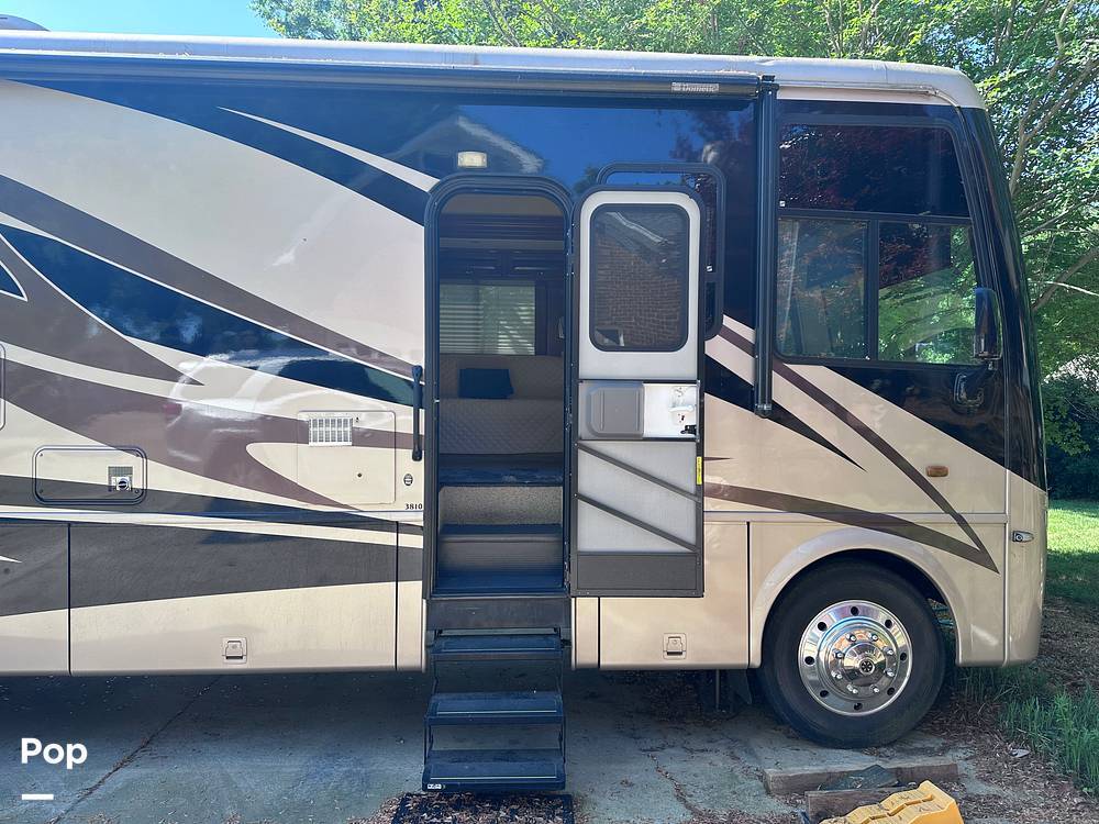 2011 Newmar Canyon Star 3810 in raleigh NC