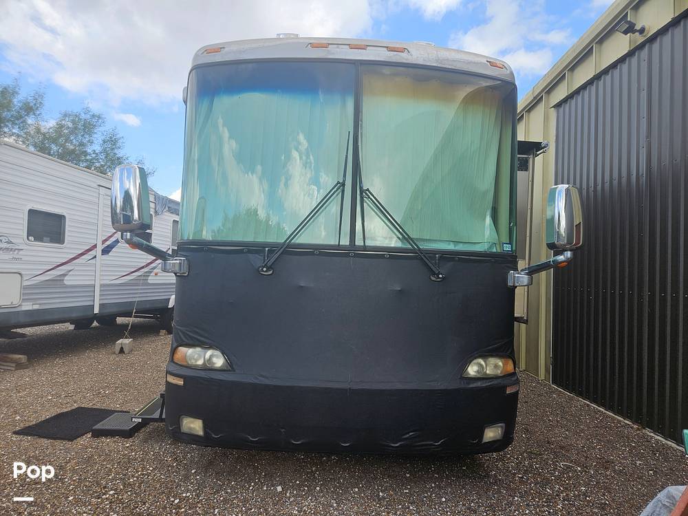 2005 Newmar Dutch Star 4023 in kingsville TX