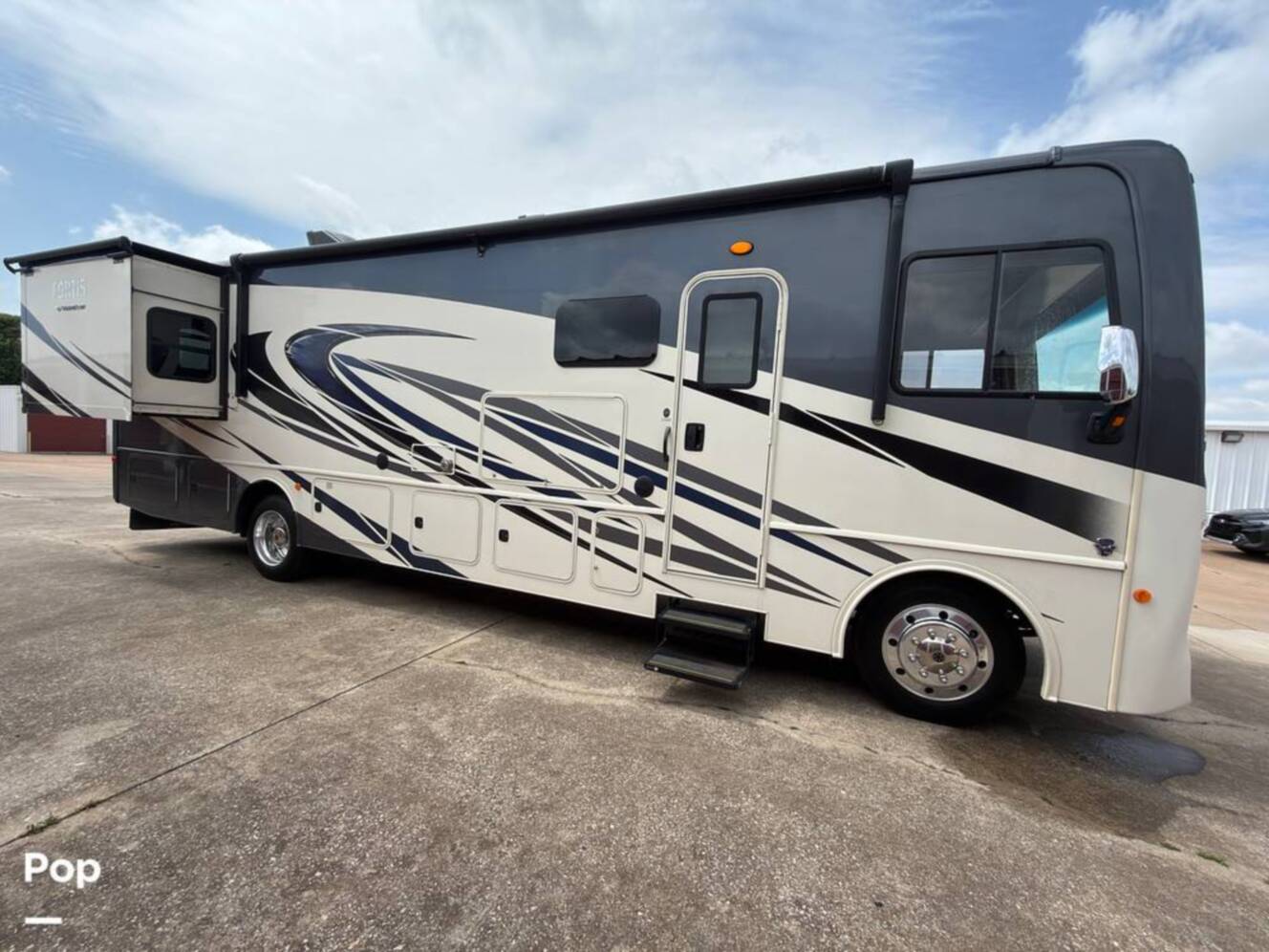 A photo of this 2020 Fleetwood Fortis 34MB