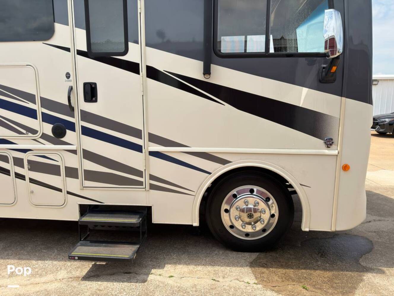 A photo of this 2020 Fleetwood Fortis 34MB