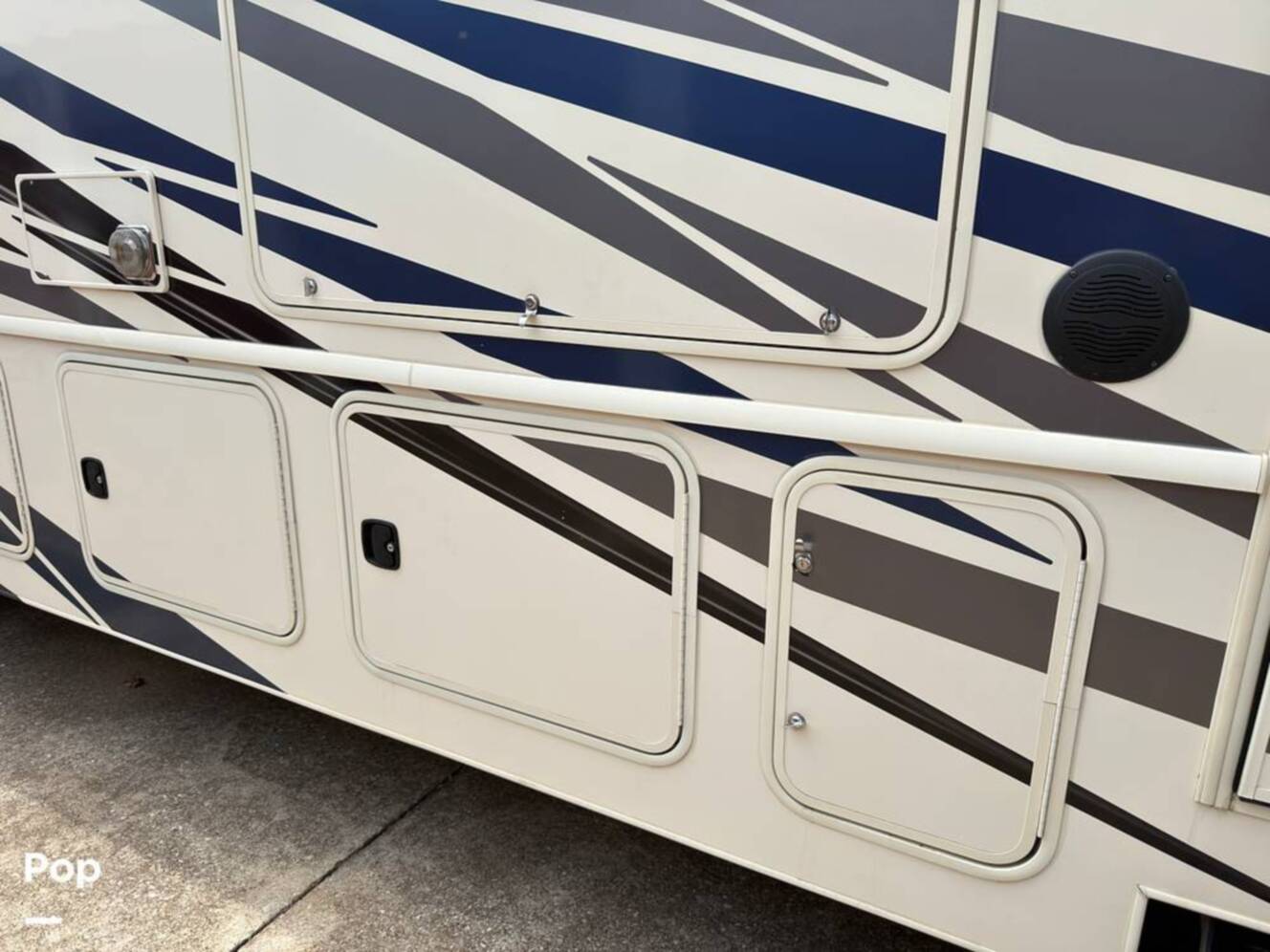 A photo of this 2020 Fleetwood Fortis 34MB