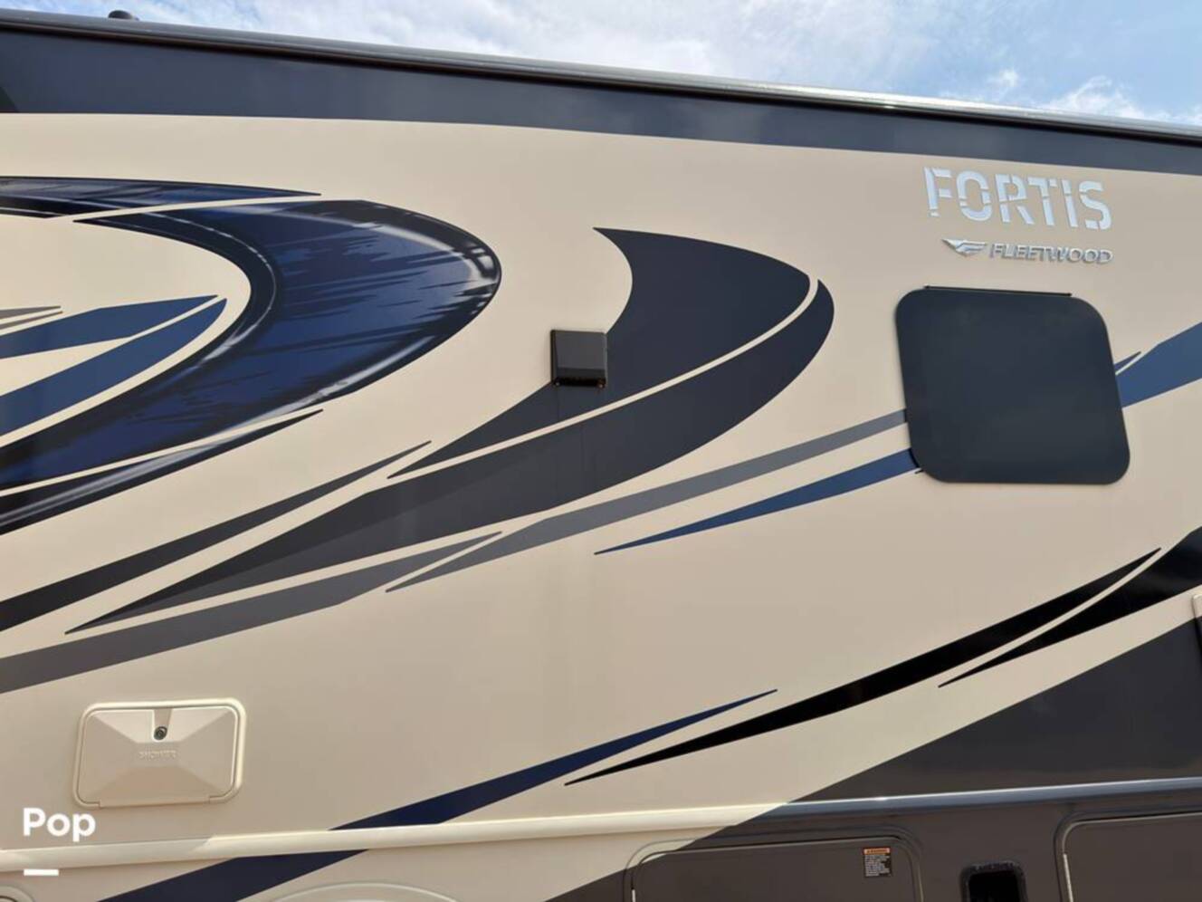 A photo of this 2020 Fleetwood Fortis 34MB
